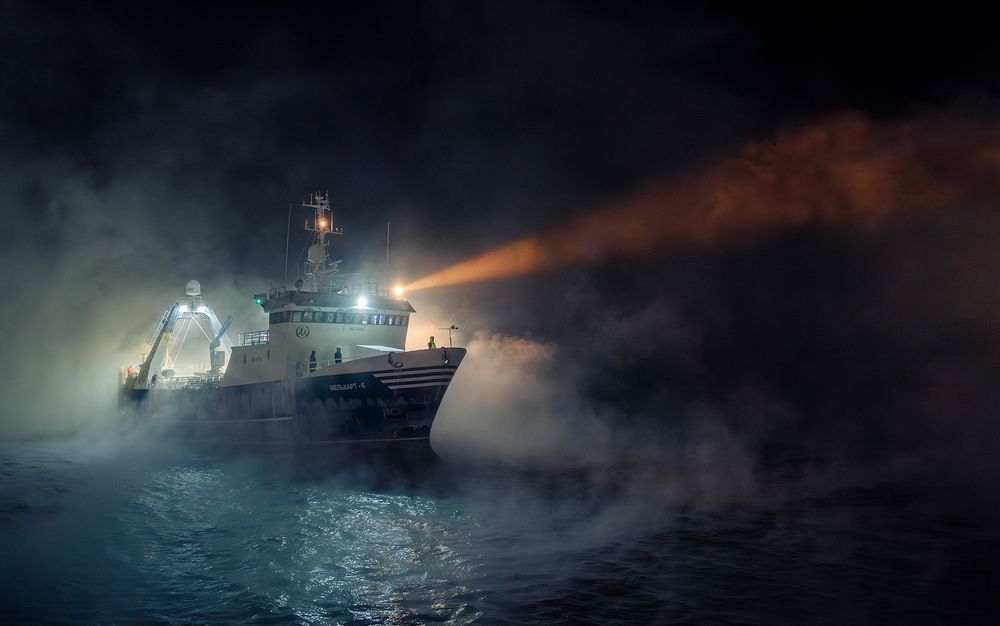 Покидая причал