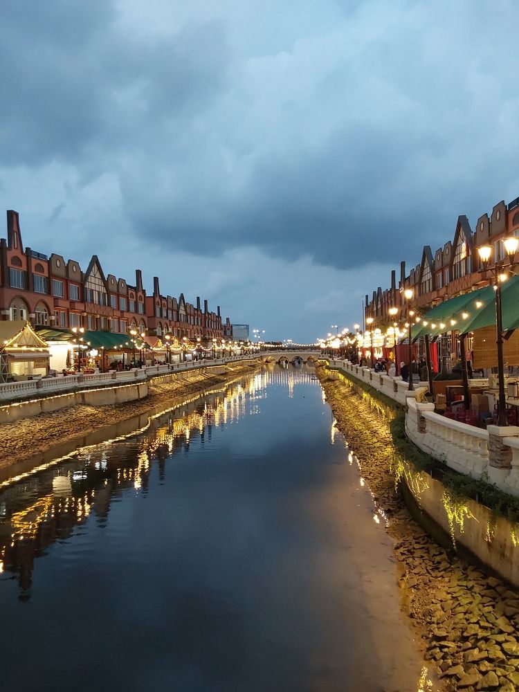 Photograph by Margaretha Tanjung