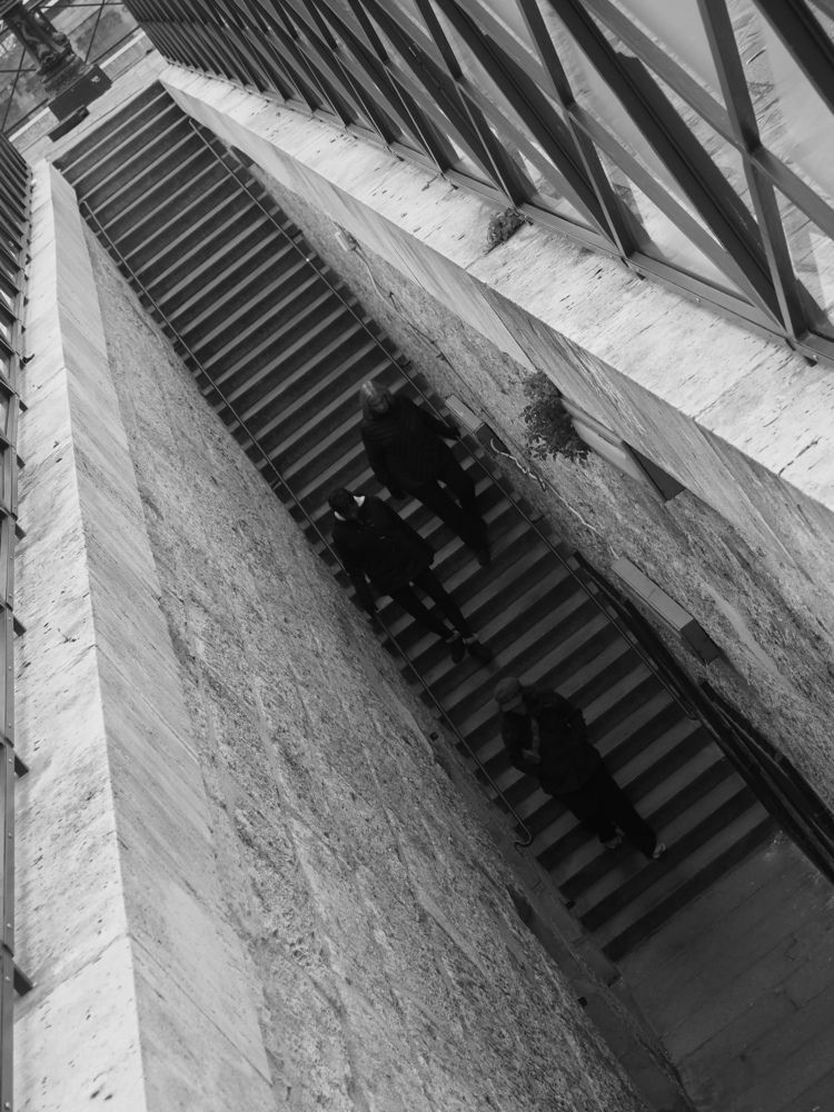 Чёрно-белый Париж