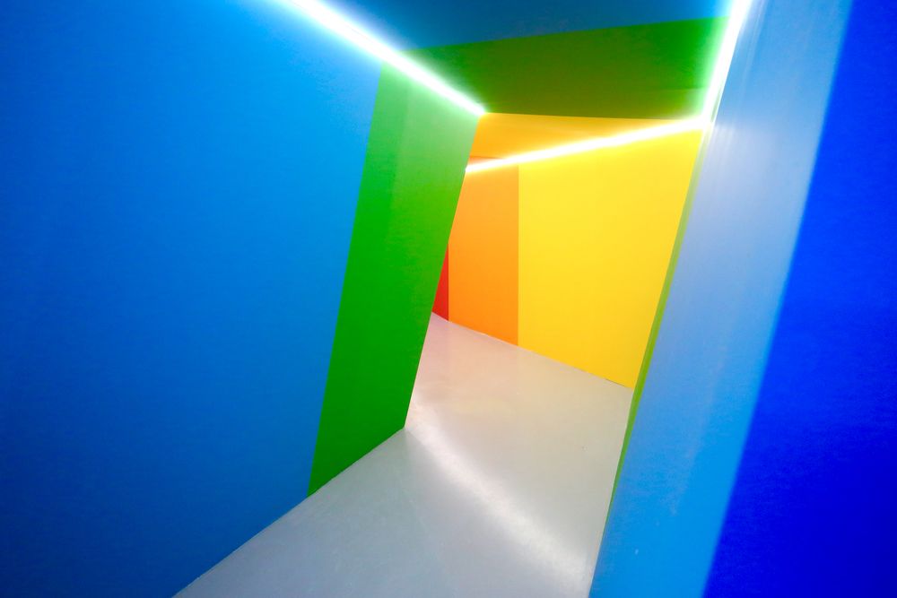 Цветной коридор