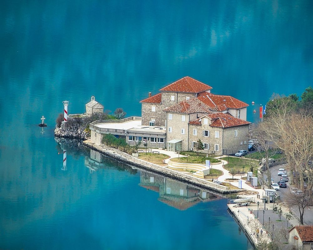 Photograph by Evgeny Pochaev