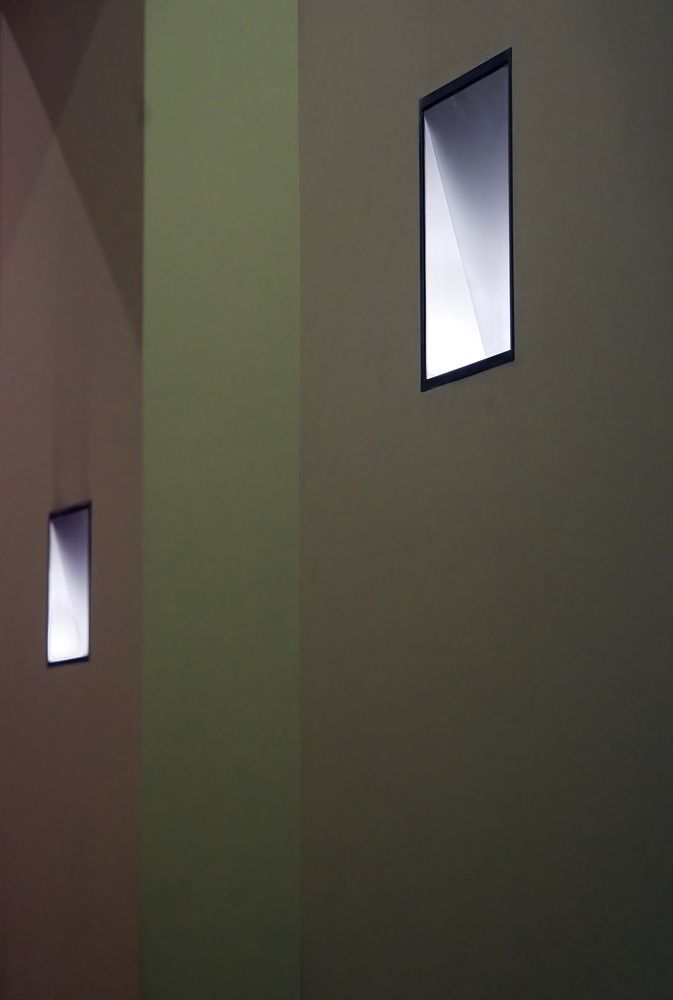 Свет в квадрате