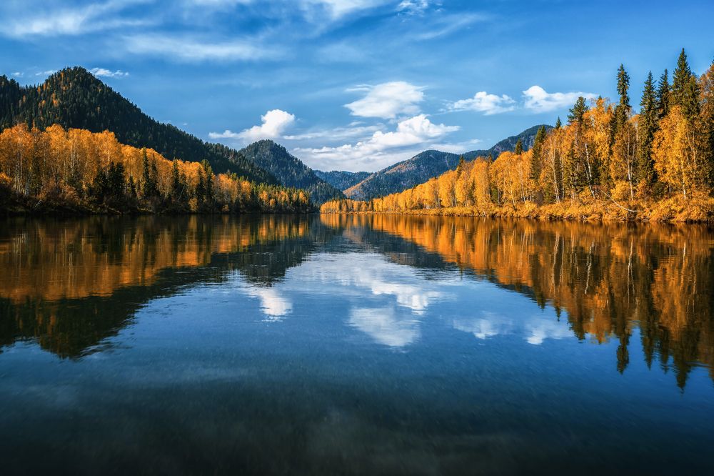 Золотая осень в горах Западных Саян