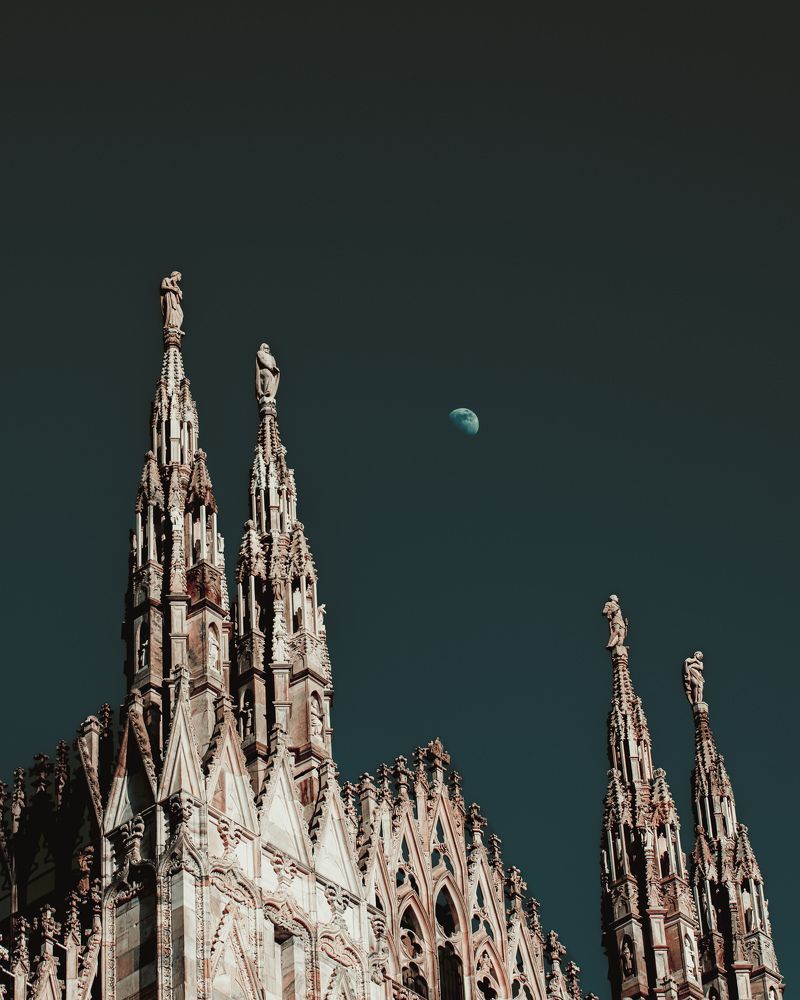 Moon of Duomo