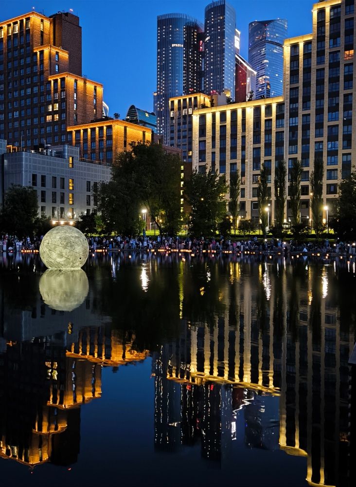 Вечерняя Москва
