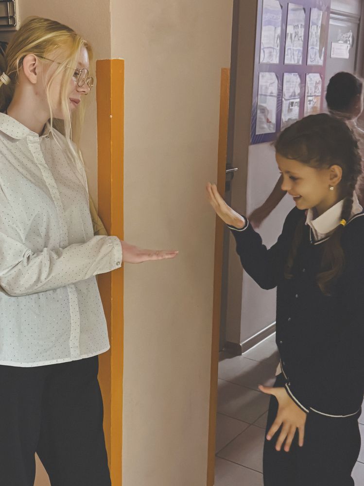 Камень,ножницы, бумага