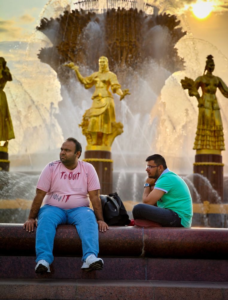 Дружба - это когда можно помолчать и подумать о своем вдвоем