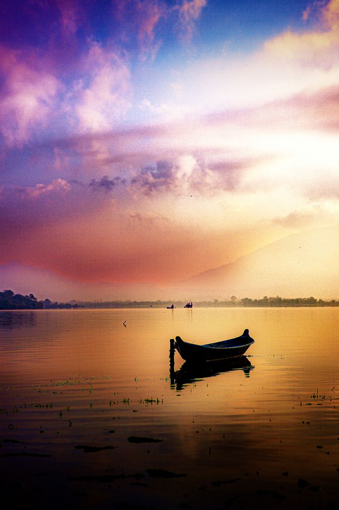 Photograph by PHƯƠNG NGUYỄN THÀNH