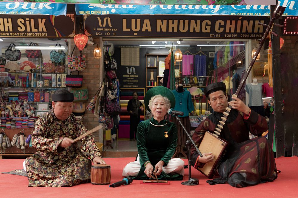 A folk song in the traditional festival