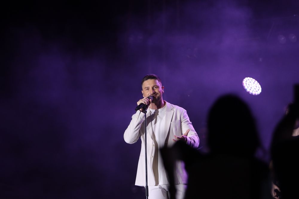 Сергей Лазарев