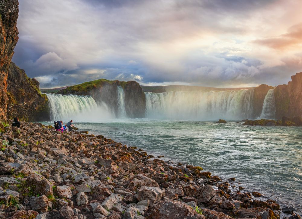 Photograph by Piotr Mickevic