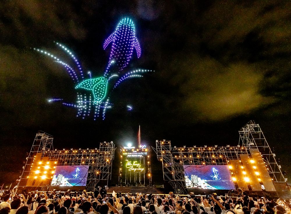 Photograph by Dũng Phùng