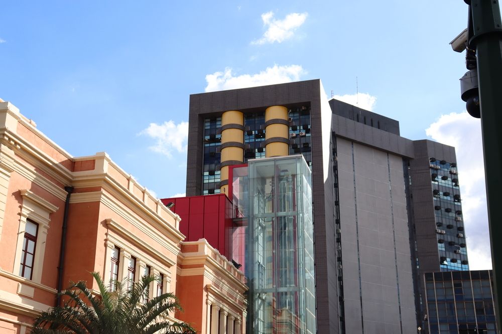 Liberdade Square: Time and Architecture