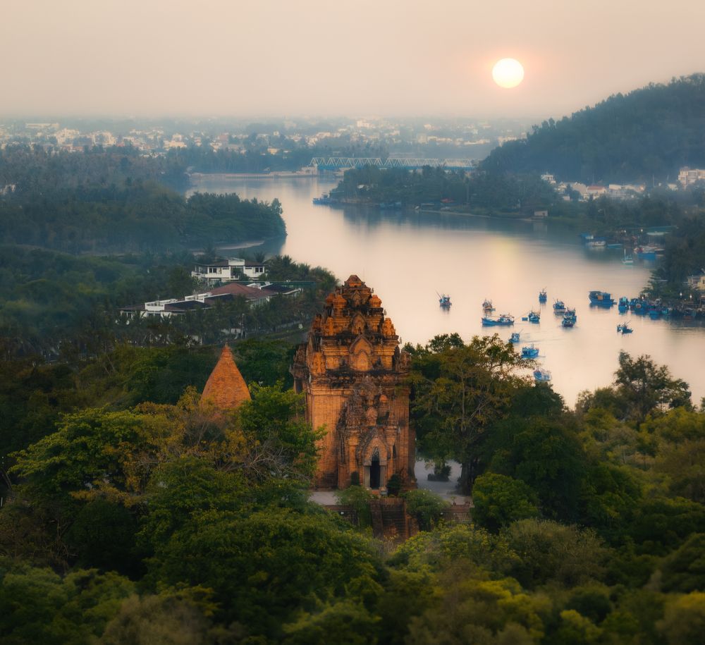 Photograph by Tran Khoa