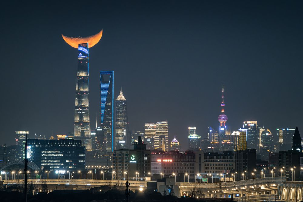Moon over Shanghai Tower