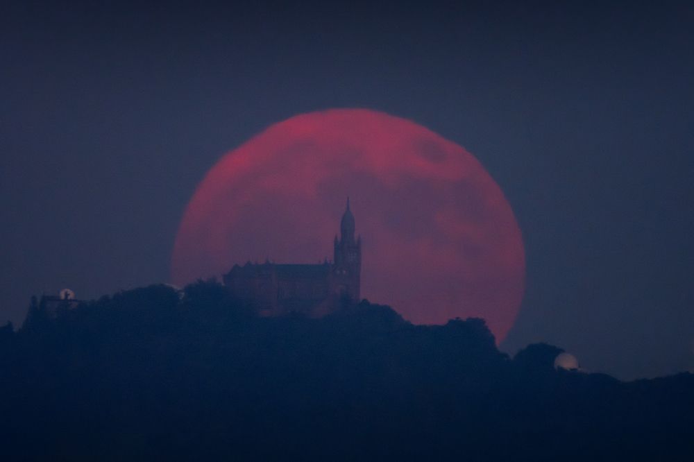 Crimson Full Moon
