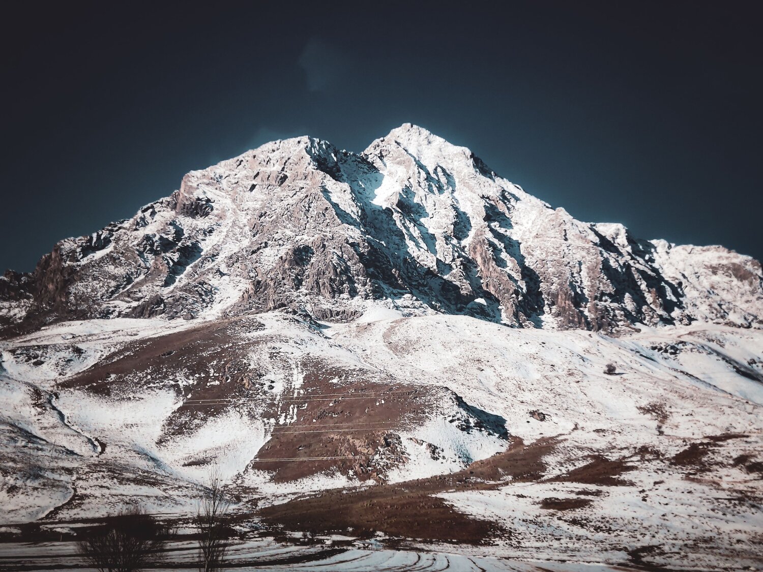 A Snowy Mountain Majesty