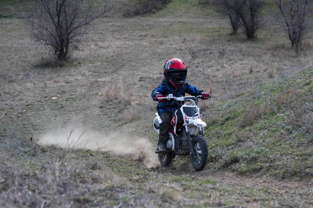 Юный мотоциклист