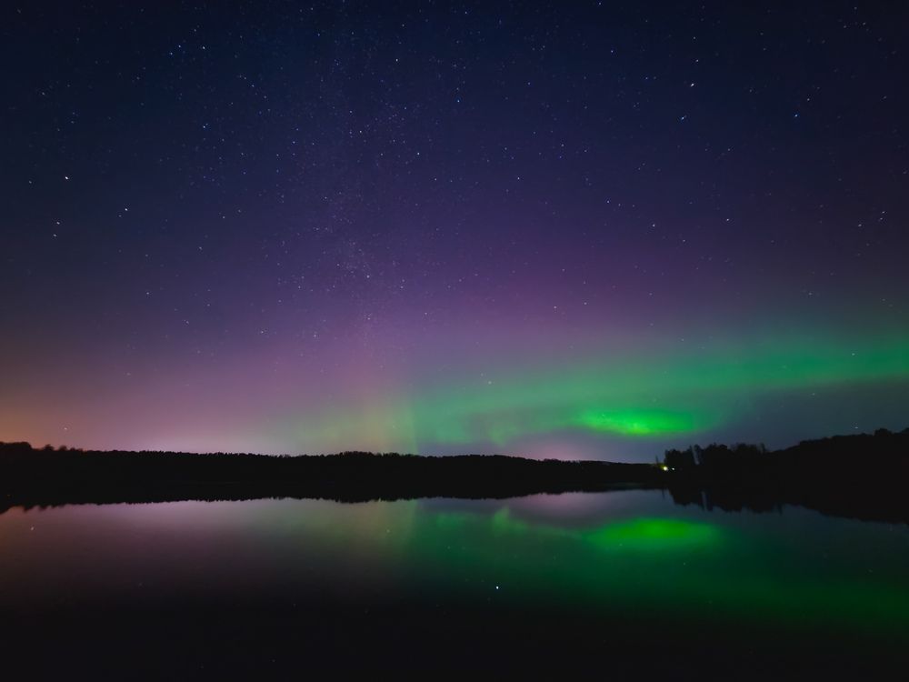 Северное сияние и млечный путь