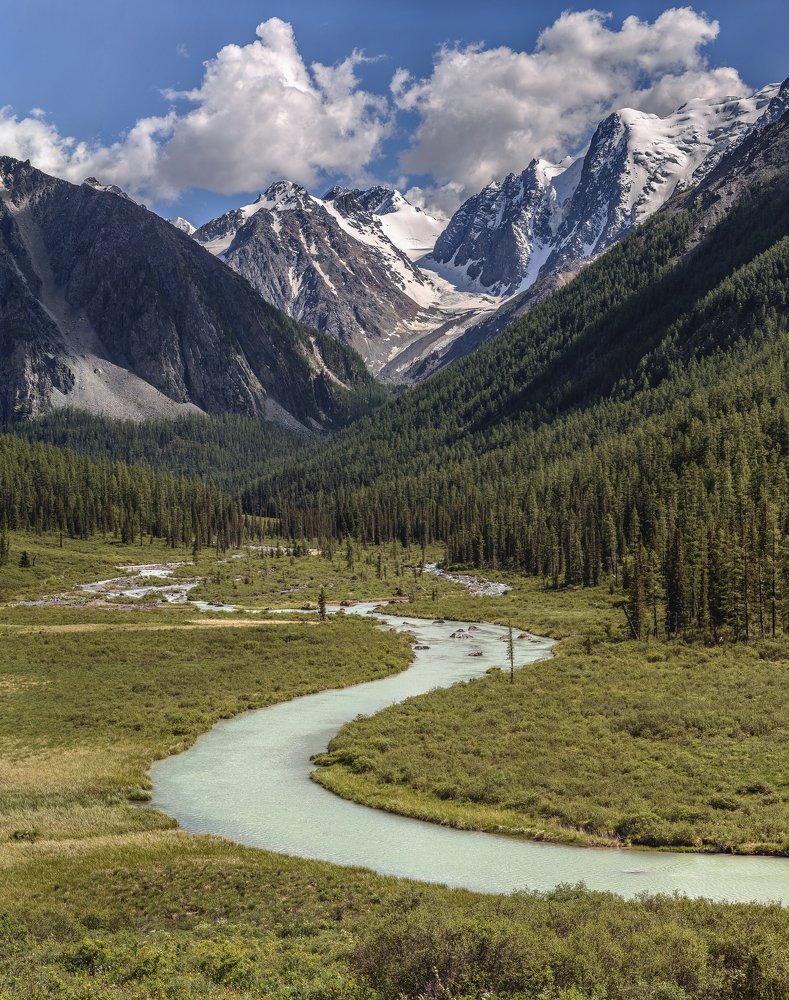 У истоков горной реки