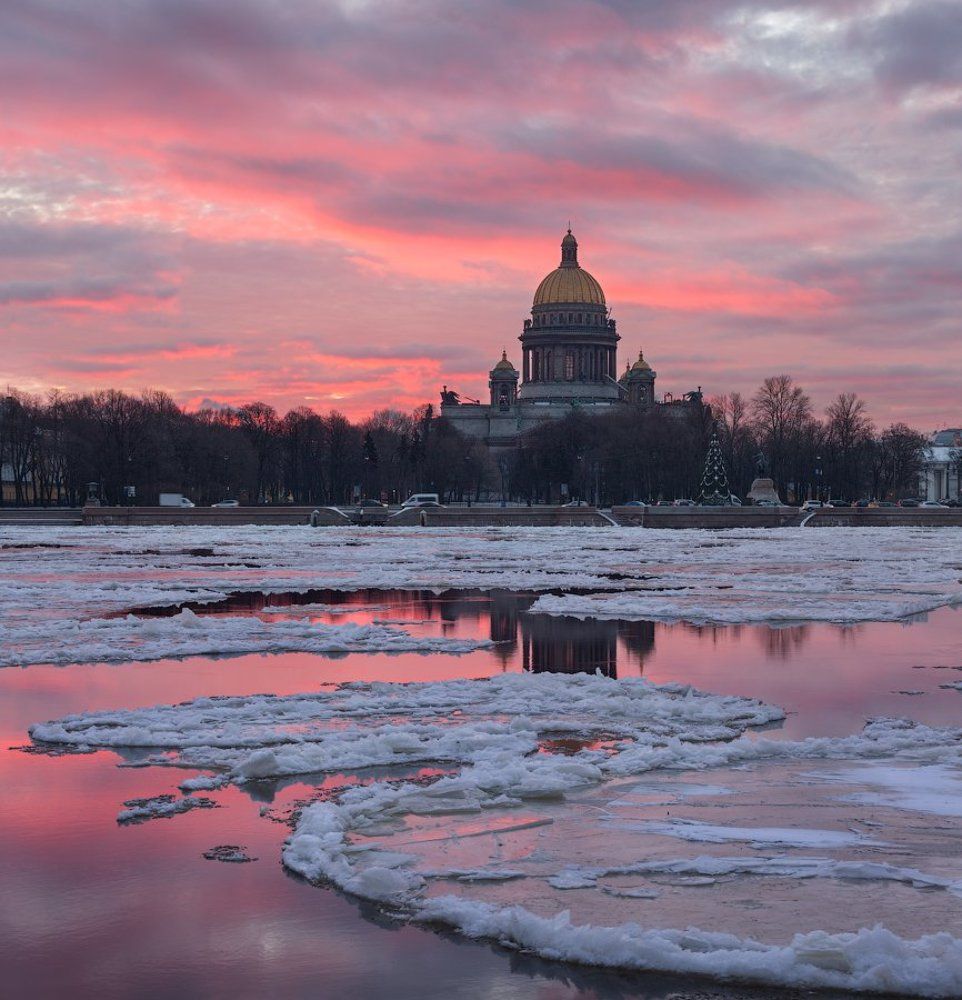 Зима спешила в Петербург