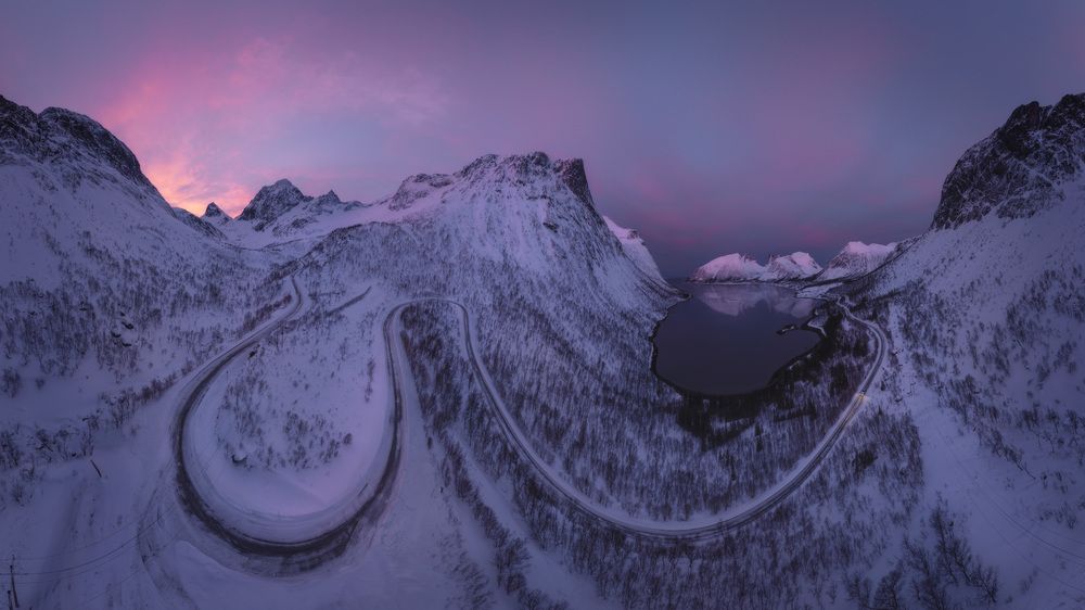 Photograph by Diego Manrique Diez