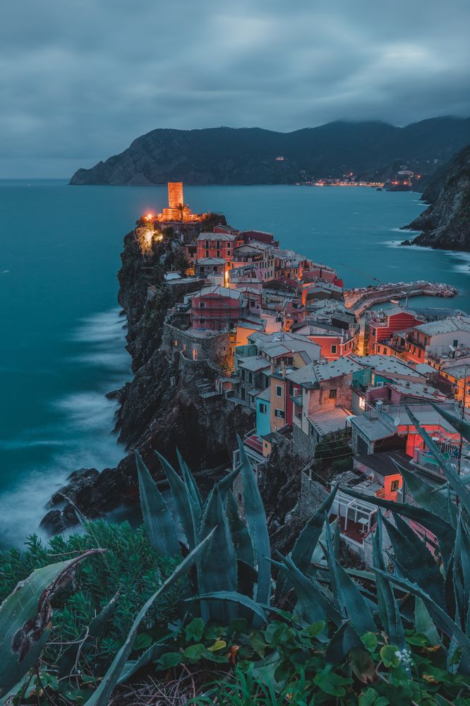 Photograph by Dinesh Umagiliya