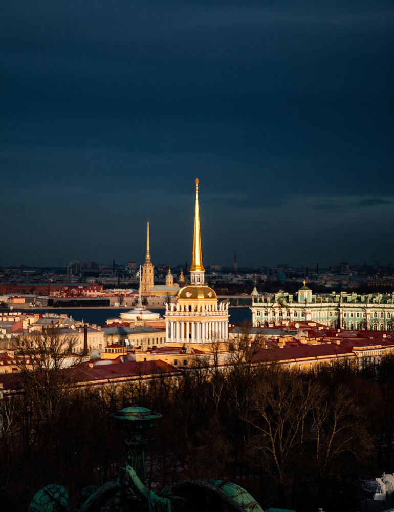 Фотография автора Леонид Каравайкин