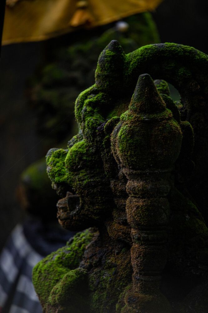 Очертания духов