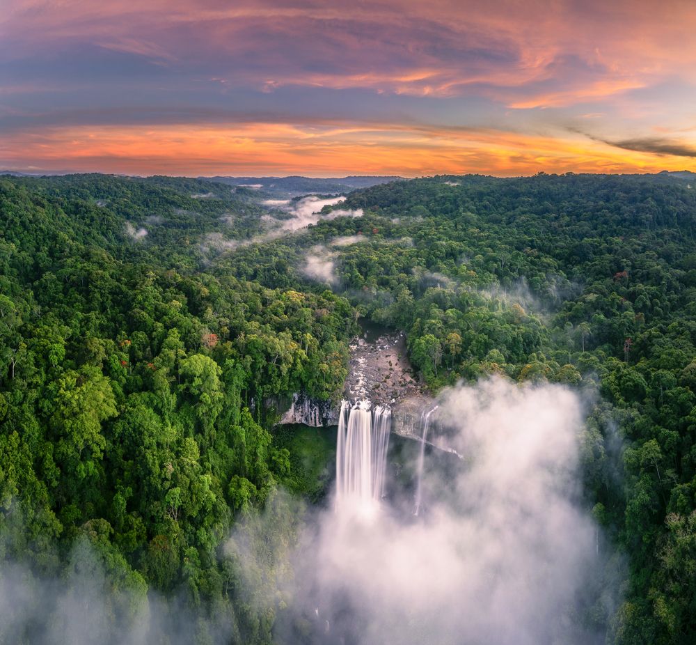 Photograph by Tuấn Nguyễn Tấn