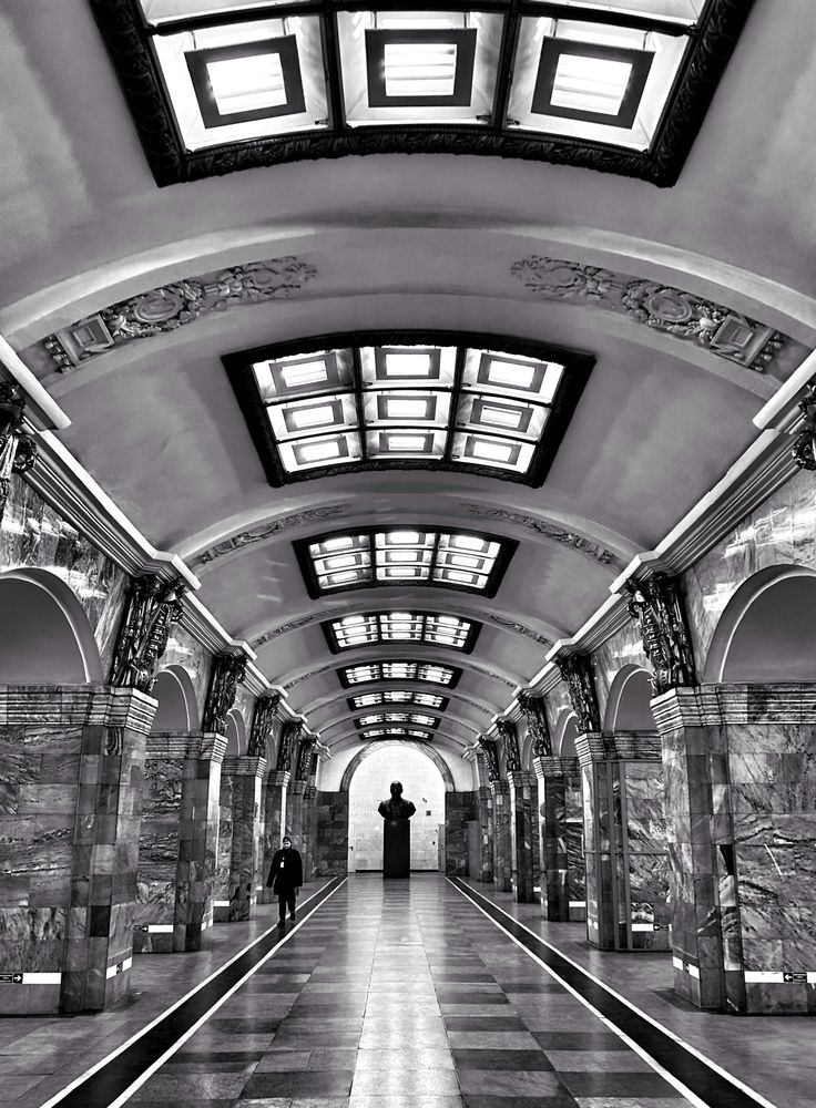 Тишина в метро