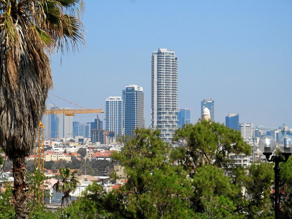 вид на Тель-Авив из Яффо