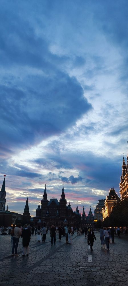 Photograph by Karine Galustova