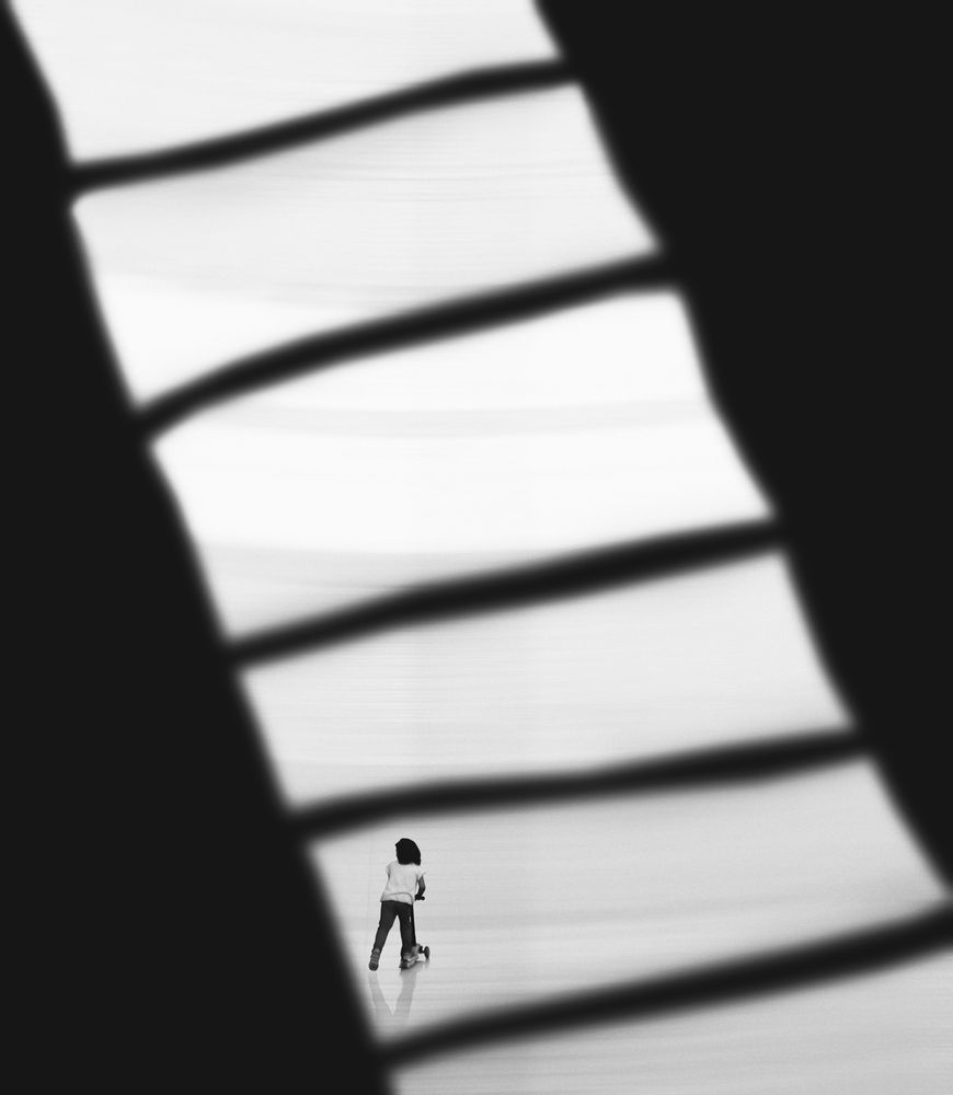 Photograph by Mohammad Dadsetan