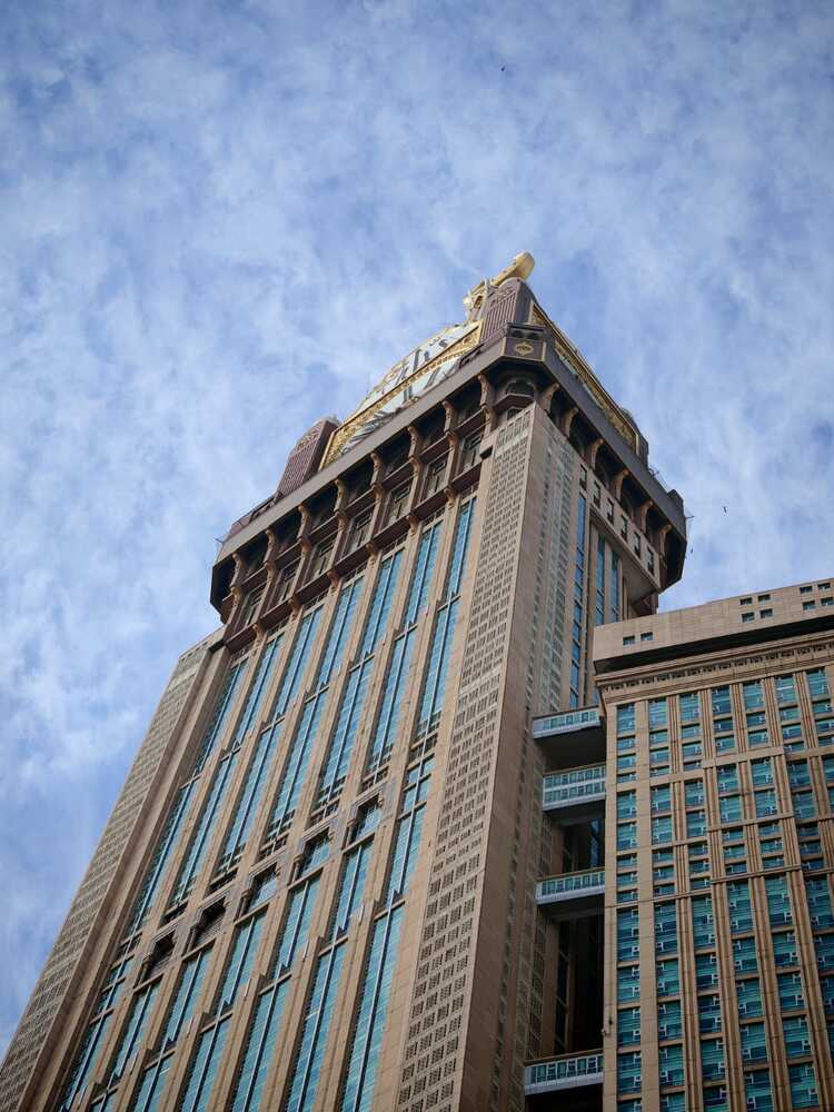 السمو والارتفاع