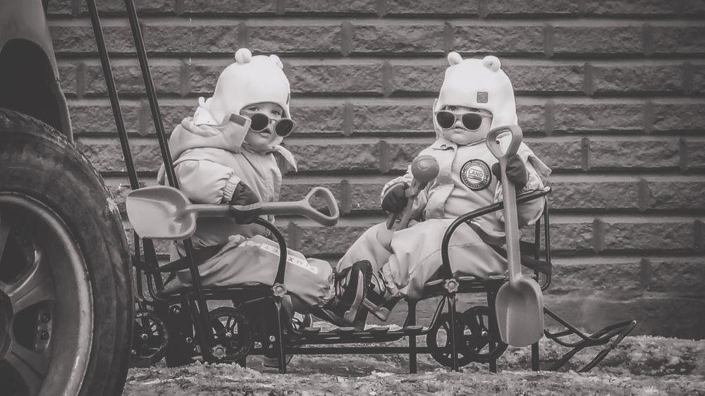 Леди припарковались