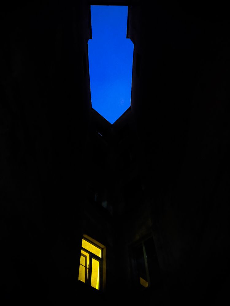 Photograph by Mari Kon
