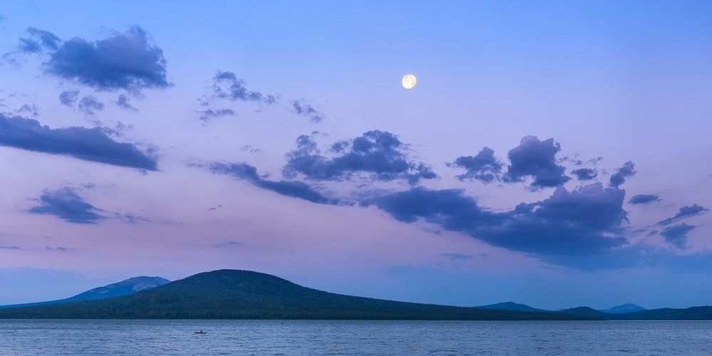 Наедине с луной