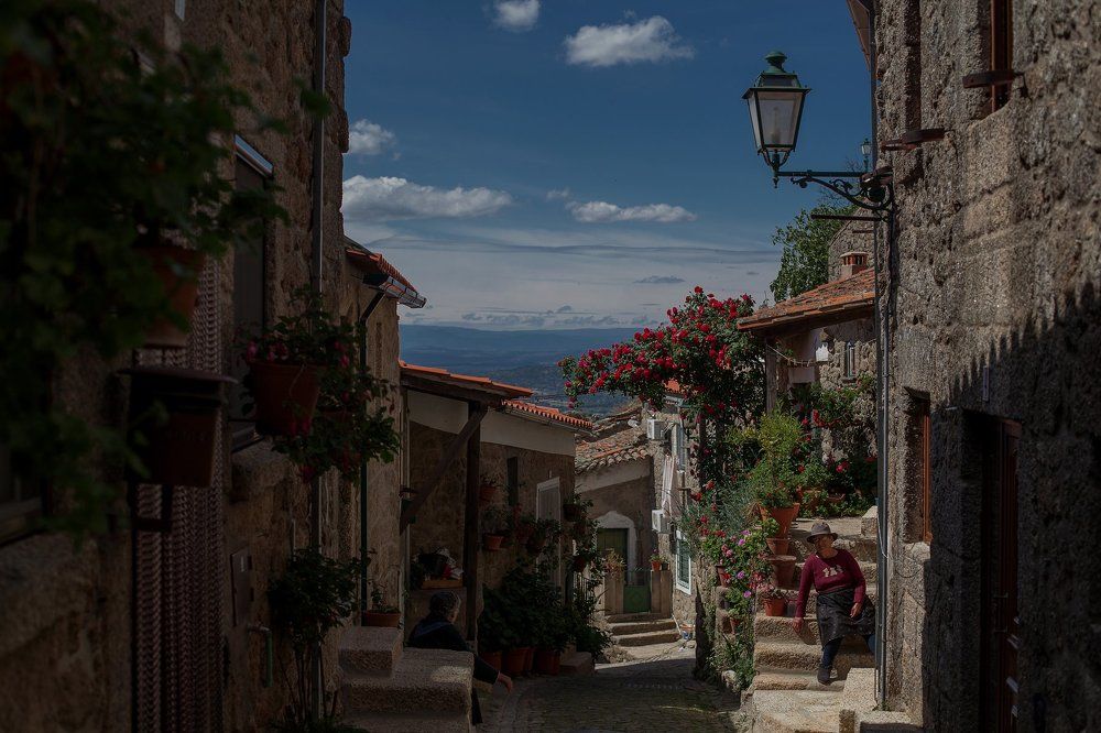 Горная деревушка Монсанту. Португалия