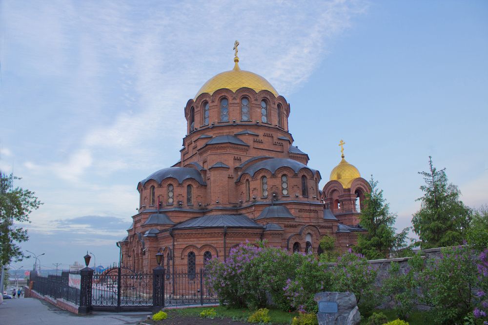 Собор во имя святого благоверного князя Александра Невского