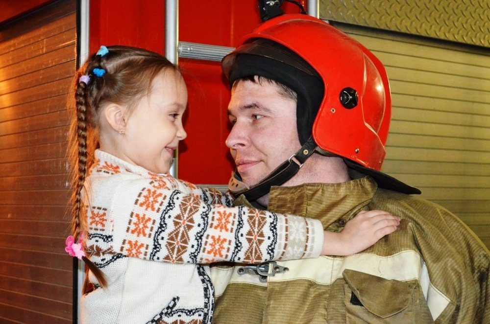 Гляжу в тебя, как в зеркало.