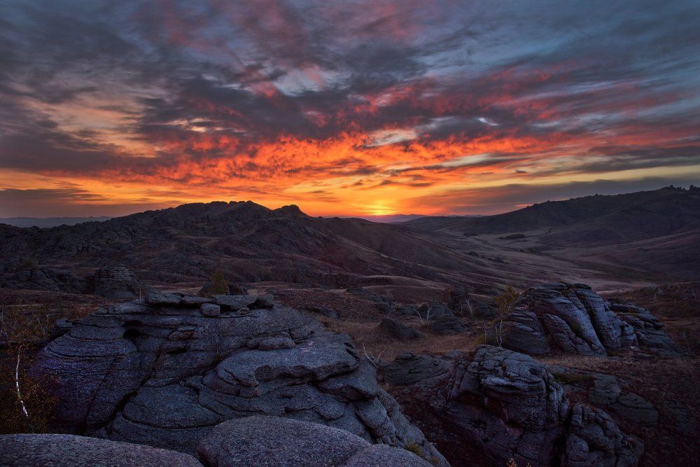 Восход в горах Ку