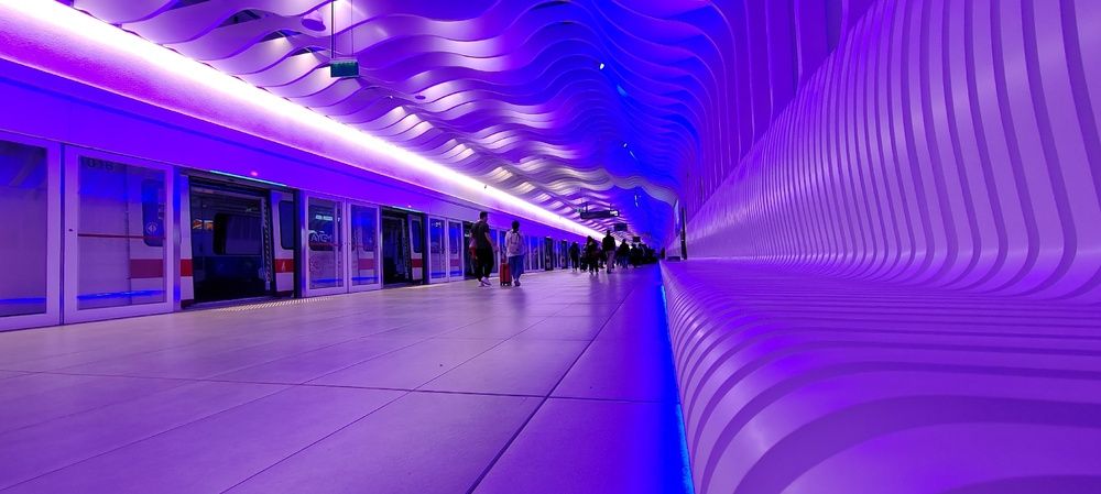 По волнам подземелья.