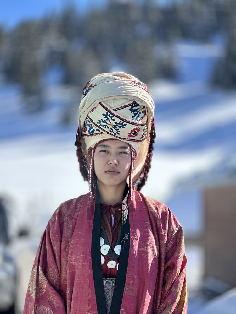 Kyrgyz traditional clothes