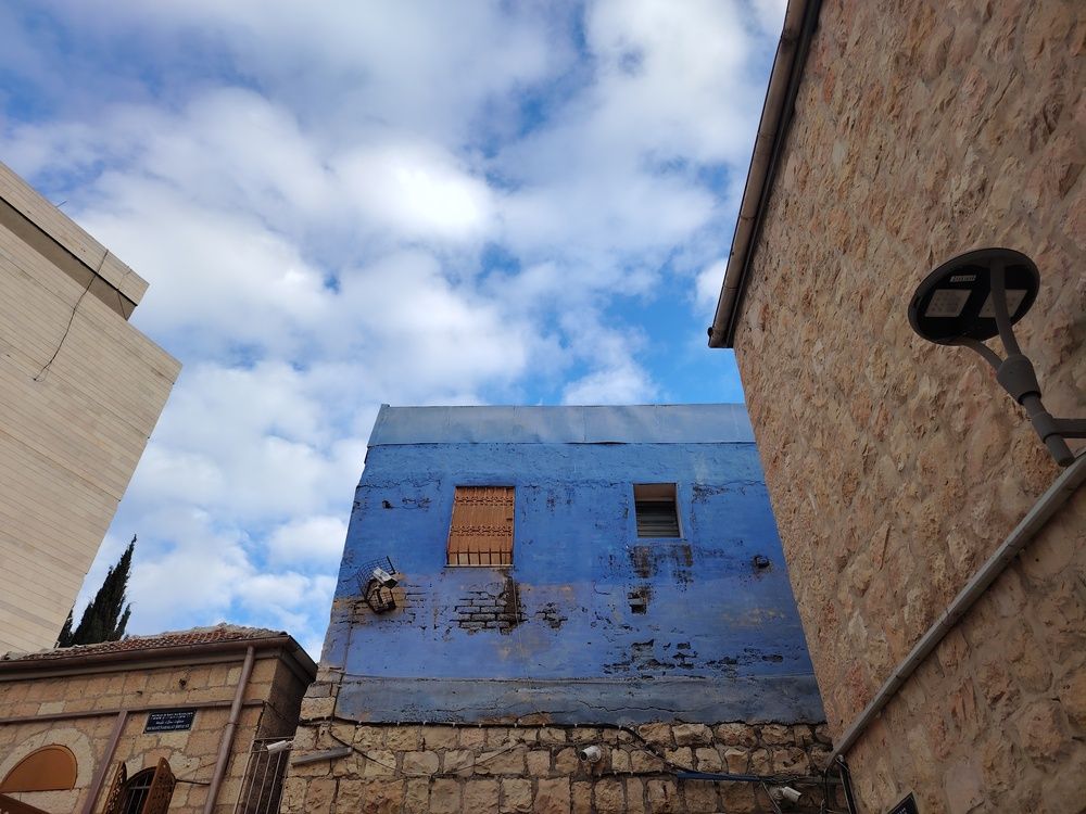 Потаённый дворик Hidden courtyard