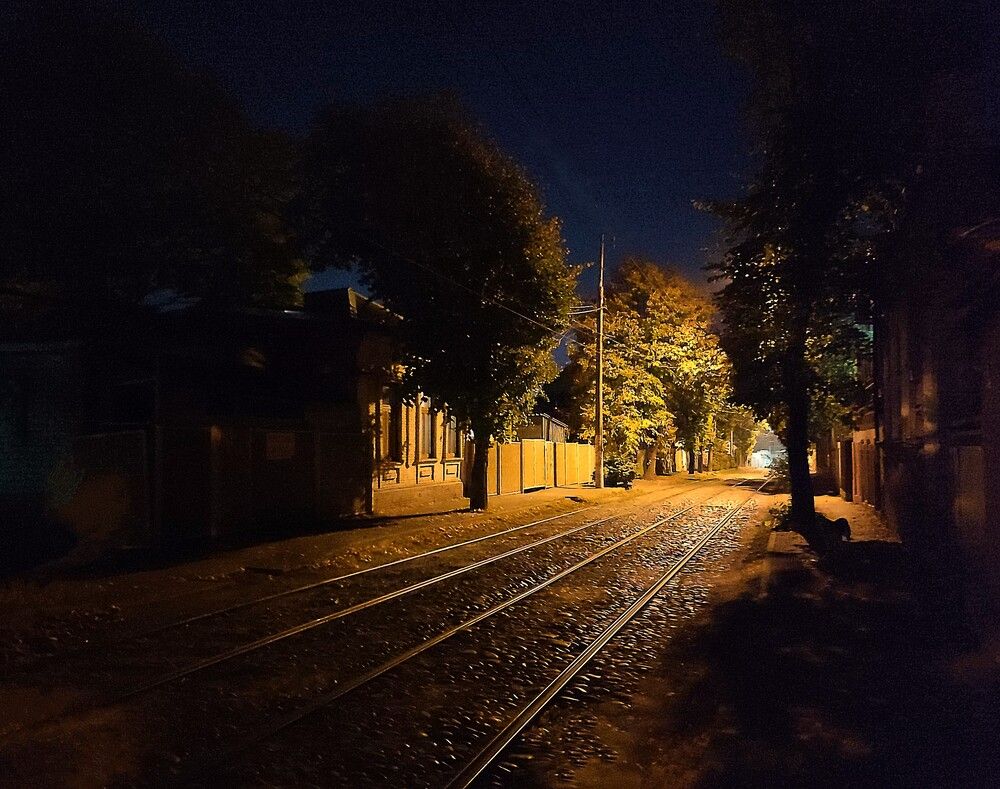 Теплый октябрьский вечер / A Warm October Evening