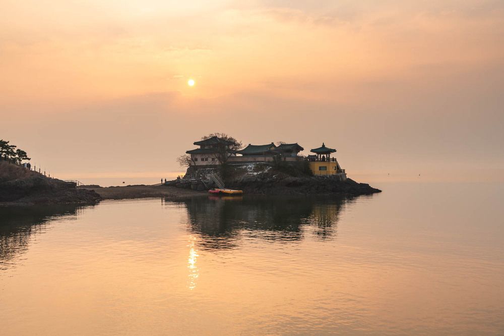 Photograph by Myunggyu Bae