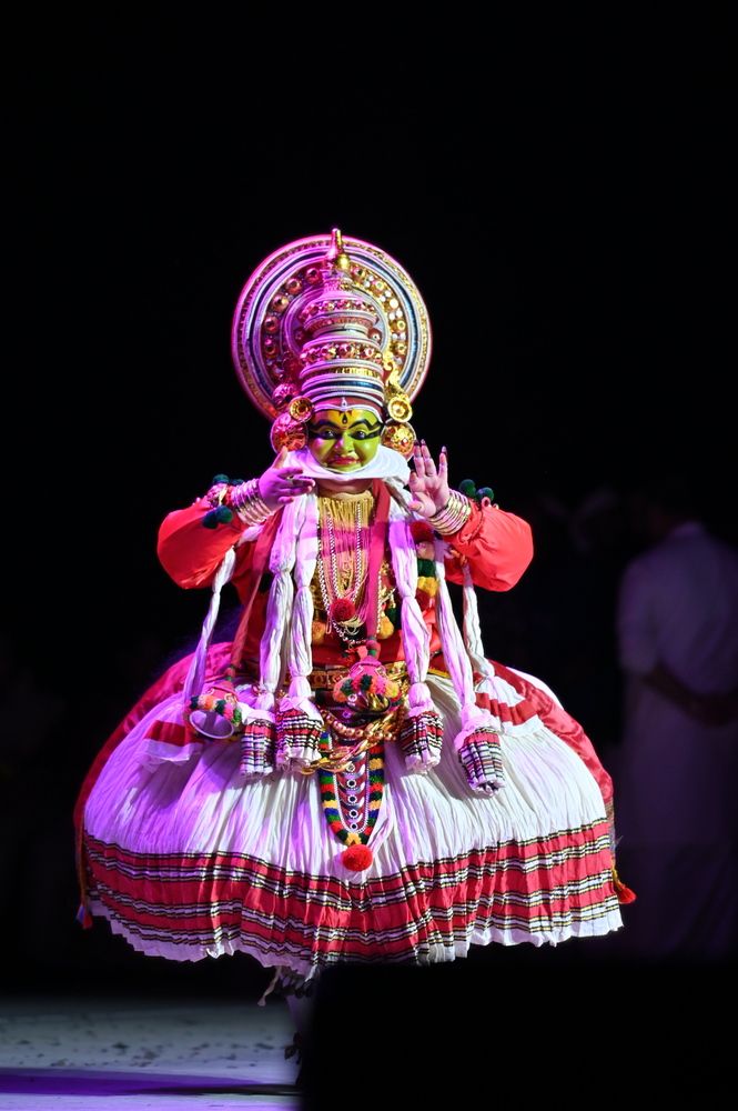 Majestic Kathakali Performer in Traditional Attire
