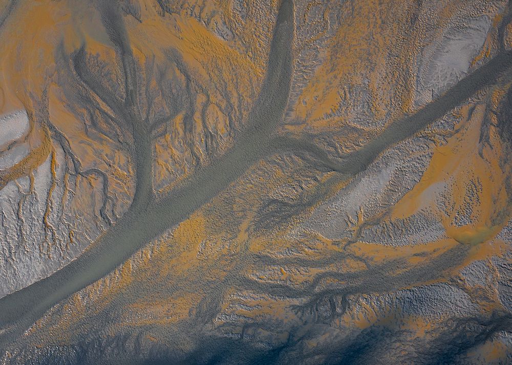 Photograph by Holhos Nick