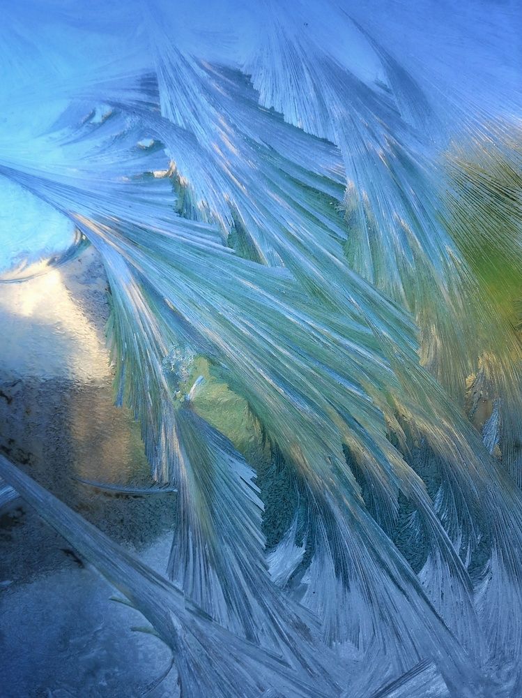 Узор на окне